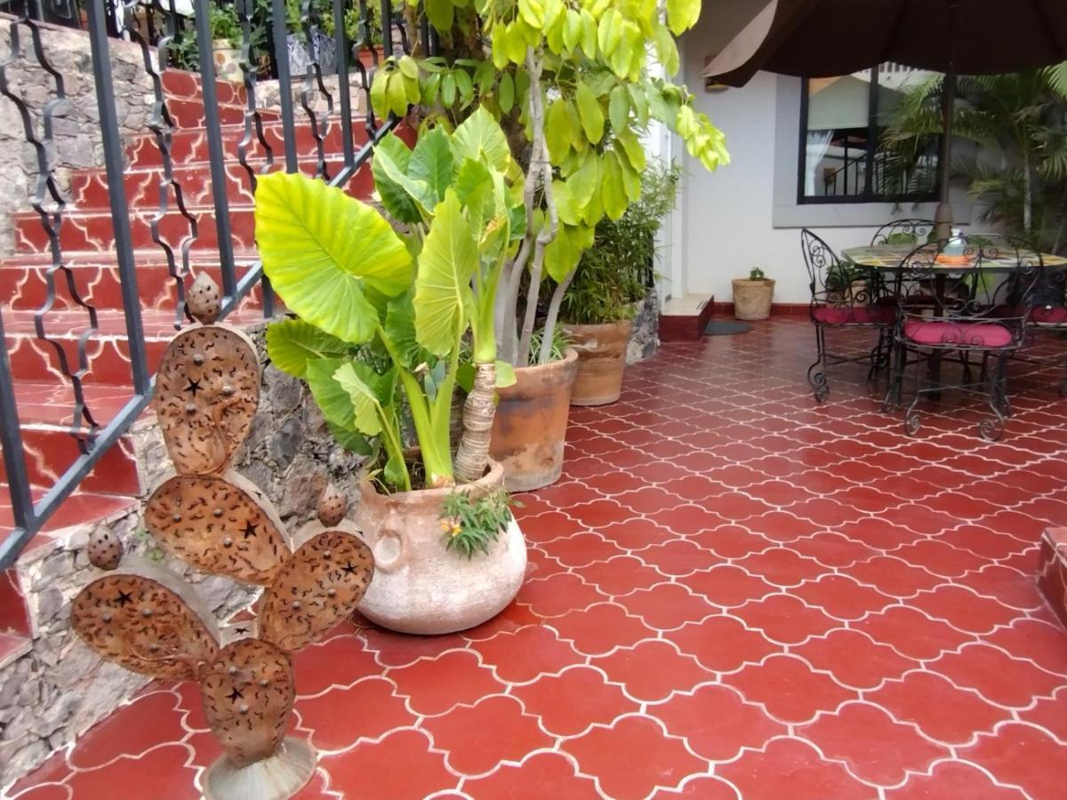 サン・ミゲル・デ・アジェンデ Pied A Terre At Casitas Aparicioヴィラ エクステリア 写真
